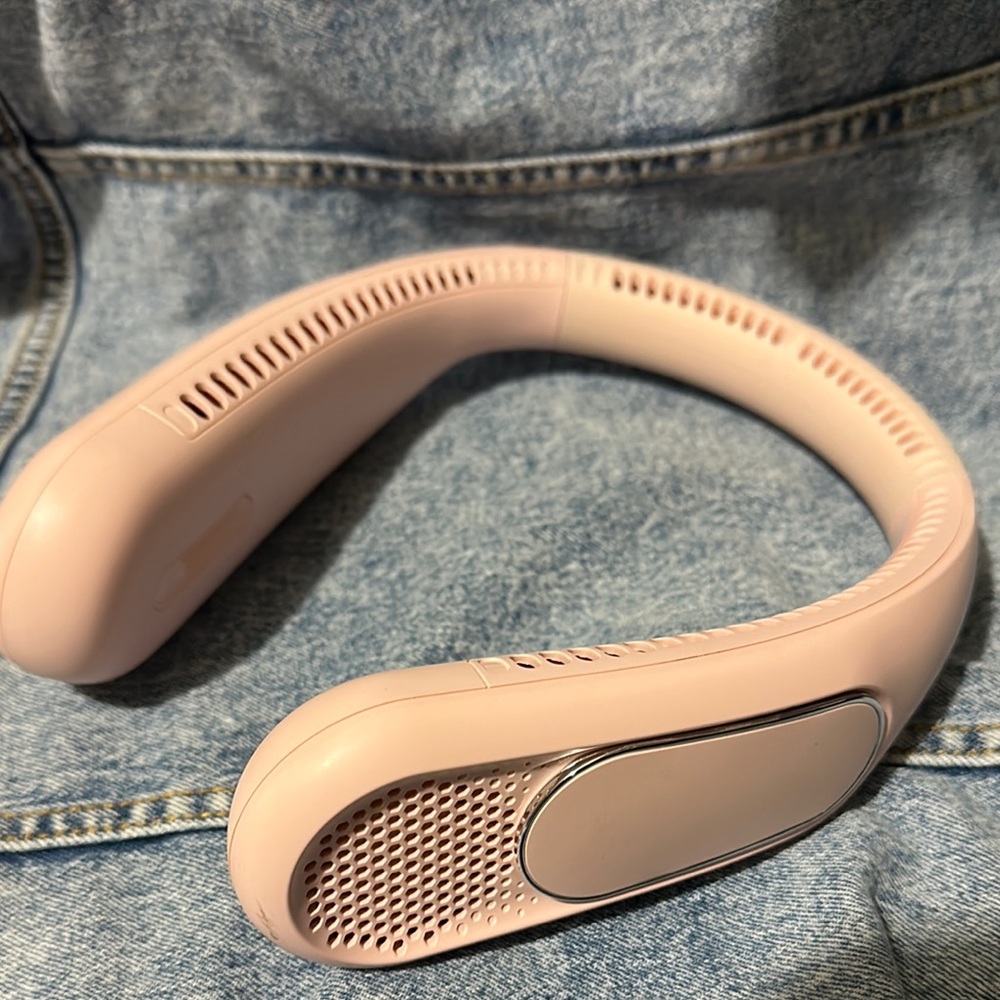 Pink Wearable Neck Fan
